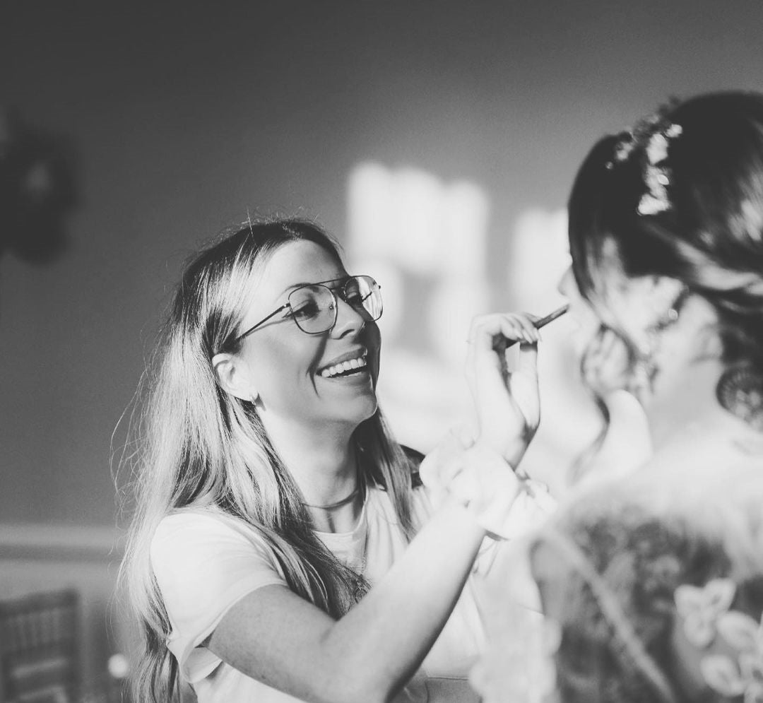 6 SUMMER WEDDING MAKEUP TIPS FROM A PRO BRIDAL MUA